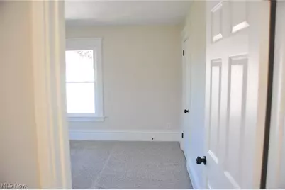 456 W Broadway Street, Alliance, OH 44601 - Photo 17