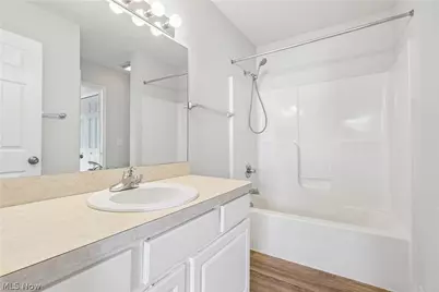 1352 Meadow Run, Copley, OH 44321 - Photo 7