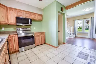 909 Lincoln Dr, Conneaut, OH 44030 - Photo 13