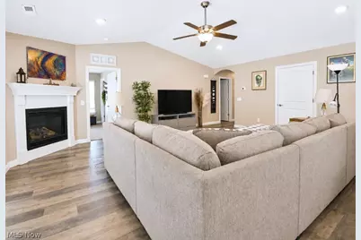 338 Nautical Way, Fairport Harbor, OH 44077 - Photo 11