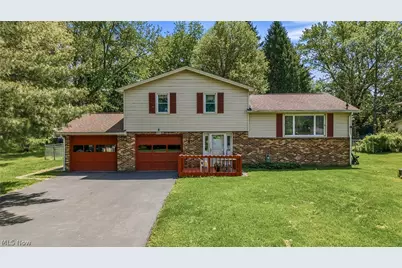 42033 Edward Circle, Columbiana, OH 44408 - Photo 1