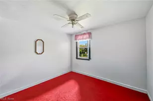 42033 Edward Cir, Columbiana, OH 44408 - Photo 19