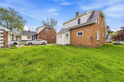1728 Harbor Avenue, Ashtabula, OH 44004 - Photo 7