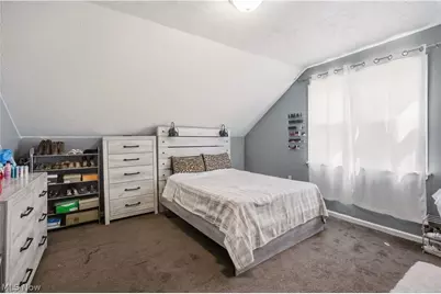 9706 Sophia Avenue, Loveland, OH 44104 - Photo 17