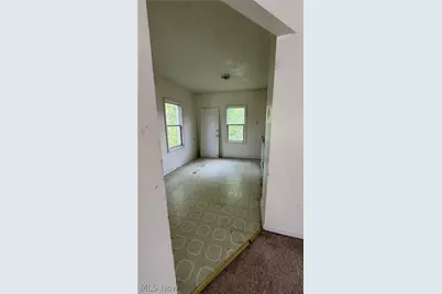 877 Rudyard Road, Loveland, OH 44110 - Photo 13