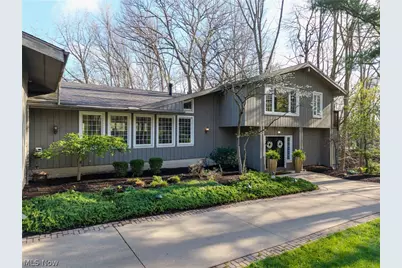 631 Rocky Hollow Drive, Akron, OH 44313 - Photo 3