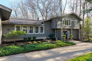 631 Rocky Hollow Dr, Akron, OH 44313 - Photo 3
