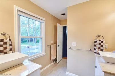 475 Somerset Road, Akron, OH 44313 - Photo 13