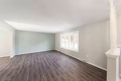 5565 Pin Oak Circle, Sheffield Village, OH 44054 - Photo 5