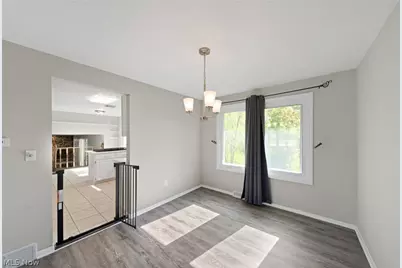 5565 Pin Oak Circle, Sheffield Village, OH 44054 - Photo 11