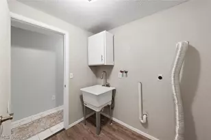 5565 Pin Oak Cir, Sheffield Village, OH 44054 - Photo 35