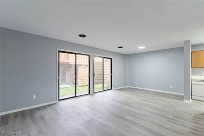 695 Carroll Street, Akron, OH 44304 - Photo 3