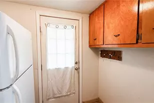987 Boone St, Akron, OH 44306 - Photo 15