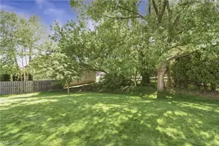 24 Nantucket Row, Rocky River, OH 44116 - Photo 43