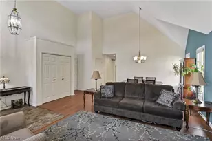 24 Nantucket Row, Rocky River, OH 44116 - Photo 9