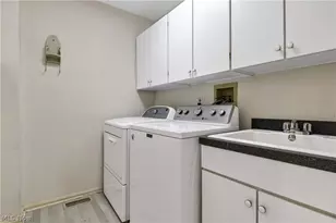 24 Nantucket Row, Rocky River, OH 44116 - Photo 21