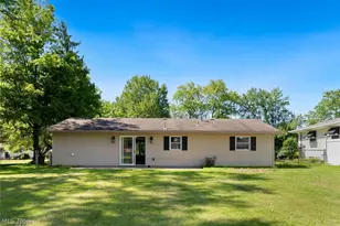 4542 Plumbrook Dr, Canfield, OH 44406 - Photo 27