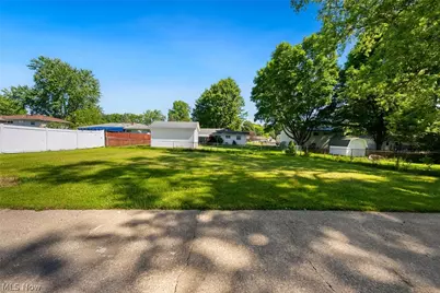 4542 Plumbrook Drive, Canfield, OH 44406 - Photo 25