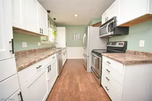 526 N Harmony St, Medina, OH 44256 - Photo 9