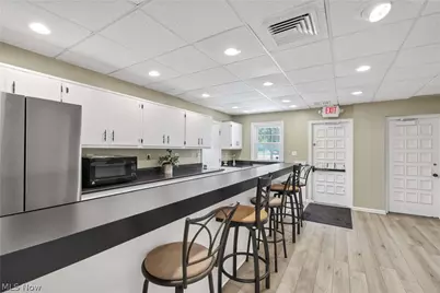 2021 King James Parkway #102, Westlake, OH 44145 - Photo 25