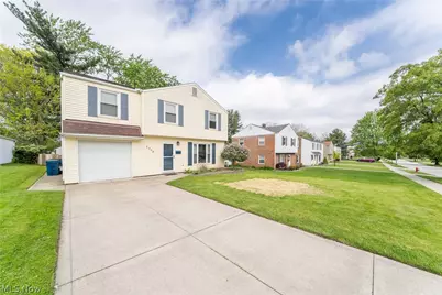 5368 Strawberry Lane, Willoughby, OH 44094 - Photo 3