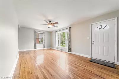 5368 Strawberry Lane, Willoughby, OH 44094 - Photo 5