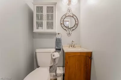 5368 Strawberry Lane, Willoughby, OH 44094 - Photo 13