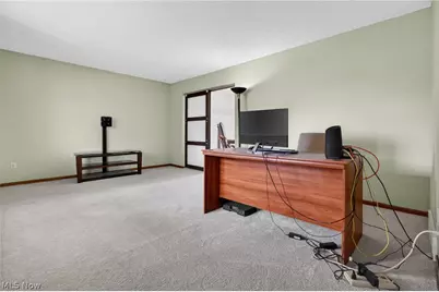 438 Hampton Drive, Elyria, OH 44035 - Photo 11