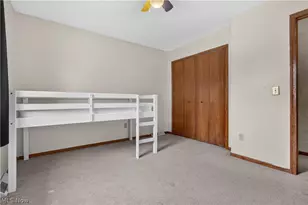 438 Hampton Dr, Elyria, OH 44035 - Photo 39
