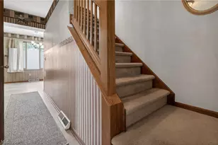 438 Hampton Dr, Elyria, OH 44035 - Photo 15