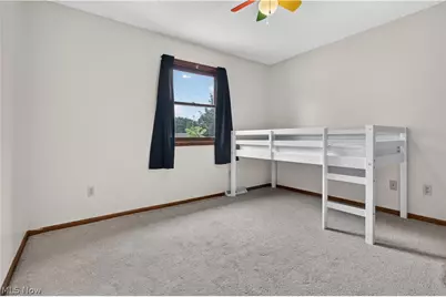 438 Hampton Drive, Elyria, OH 44035 - Photo 35