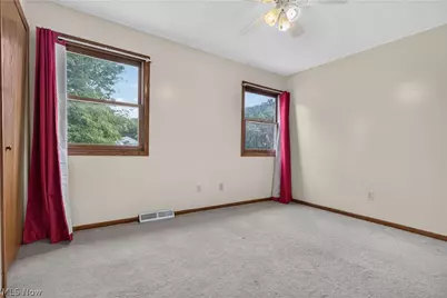 438 Hampton Drive, Elyria, OH 44035 - Photo 27