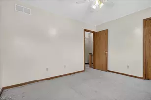 438 Hampton Dr, Elyria, OH 44035 - Photo 29