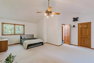 33475 Miles Road, Moreland Hills, OH 44022 - Photo 25