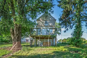 357 N Adams St, Akron, OH 44304 - Photo 37