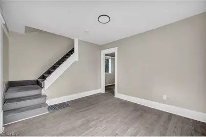 357 N Adams Street, Akron, OH 44304 - Photo 9