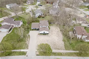 5880 Deepwood Trail, Solon, OH 44139 - Photo 3