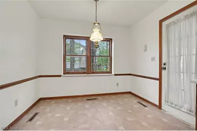 1344 Fox Run Court, Youngstown, OH 44512 - Photo 17