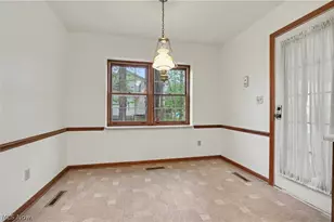 1344 Fox Run Ct, Youngstown, OH 44512 - Photo 17