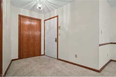 1344 Fox Run Court, Youngstown, OH 44512 - Photo 23