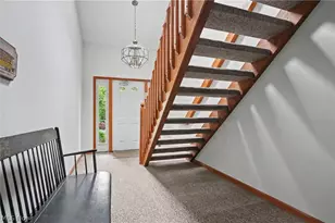 1344 Fox Run Ct, Youngstown, OH 44512 - Photo 29