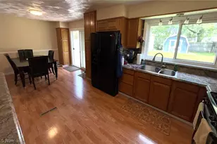 4828 New Rd, Austintown, OH 44515 - Photo 9