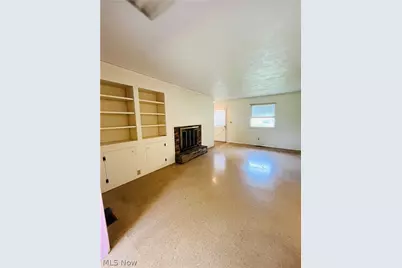 723 Trotter Lane, Berea, OH 44017 - Photo 5