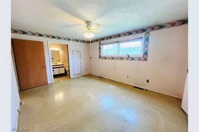 723 Trotter Lane, Berea, OH 44017 - Photo 17