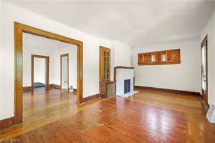 1390 Curtis St, Akron, OH 44301 - Photo 5