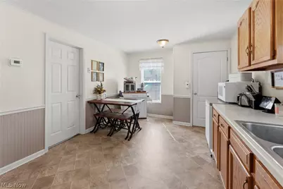 4025 Paumier Avenue, Louisville, OH 44641 - Photo 9