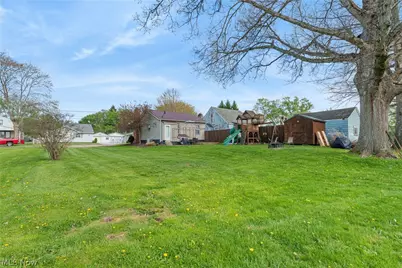 4025 Paumier Avenue, Louisville, OH 44641 - Photo 31