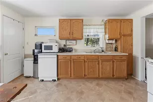 4025 Paumier Ave, Louisville, OH 44641 - Photo 11