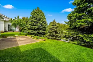 35 Gullybrook Ln, Willoughby Hills, OH 44094 - Photo 19