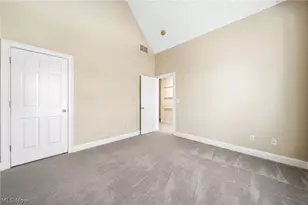 35 Gullybrook Ln, Willoughby Hills, OH 44094 - Photo 15